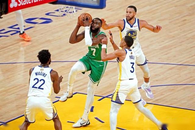 周最佳：张镇麟场均21+13+6 萨林杰场均26+17